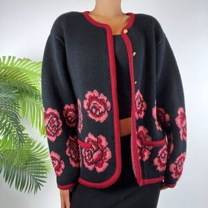 Vintage 90s Black Floral Cottagecore Oversized Knit Grandma Sweater Cardigan / L
